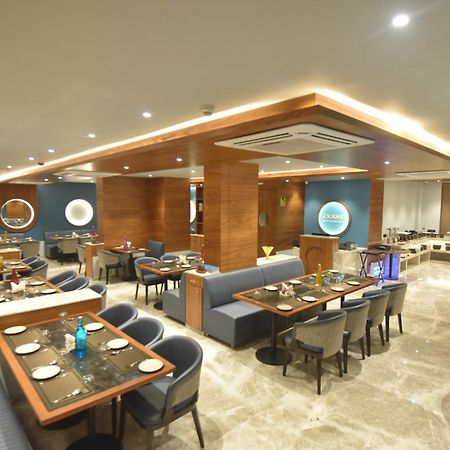Kings Kraft Tremezzo Inn, Somnāth المظهر الخارجي الصورة