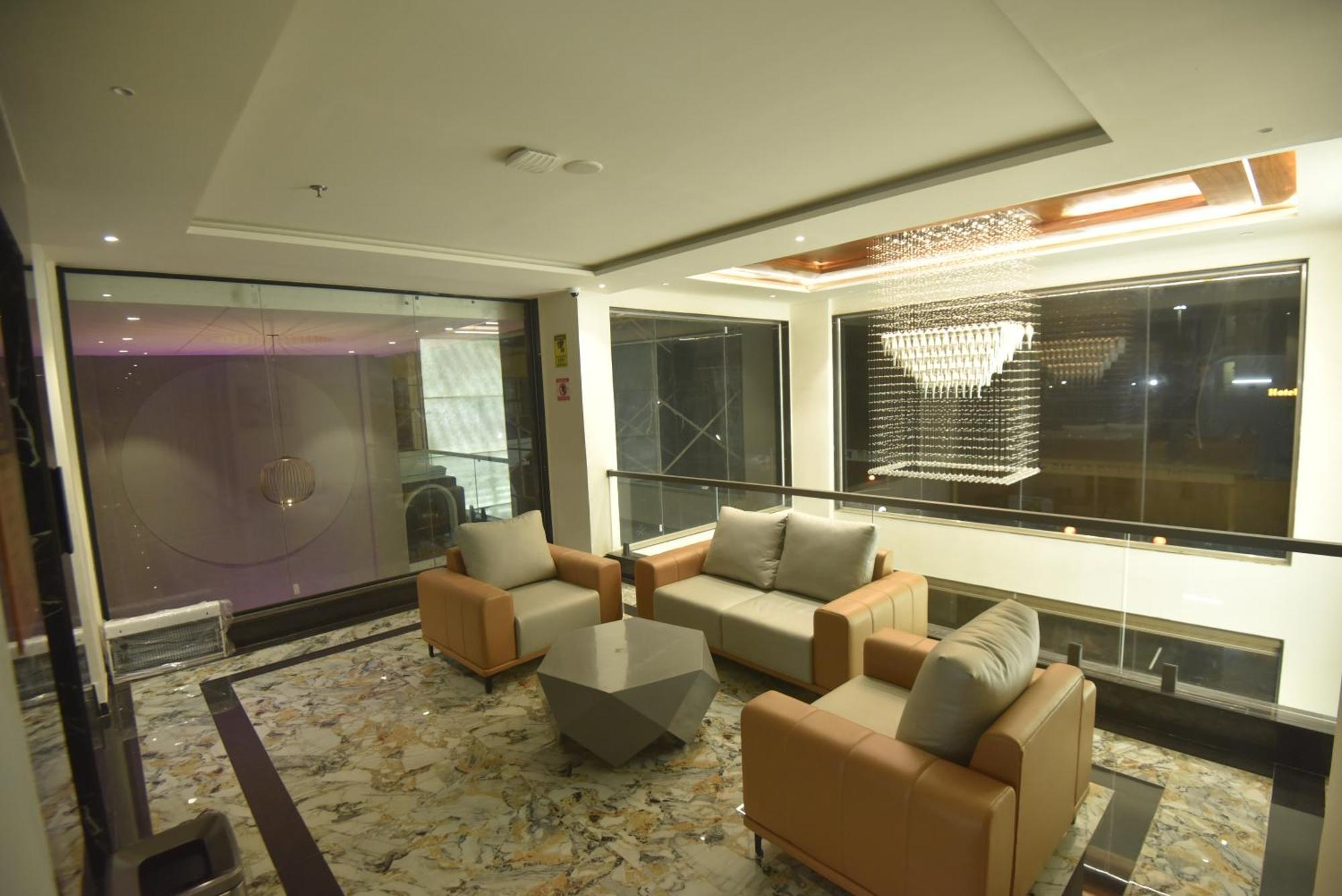 Kings Kraft Tremezzo Inn, Somnāth المظهر الخارجي الصورة
